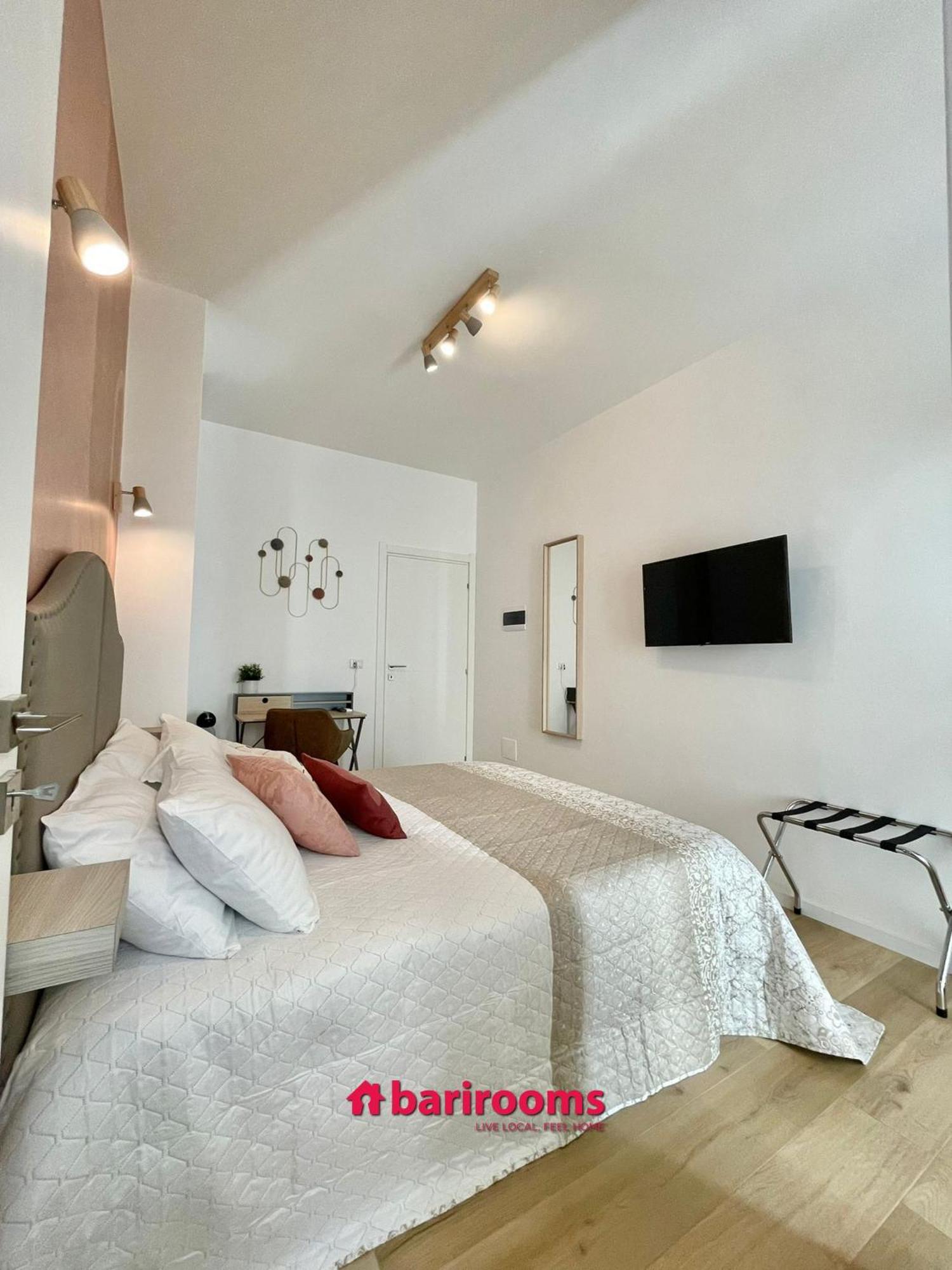 Apartment Barirooms - Picca 24