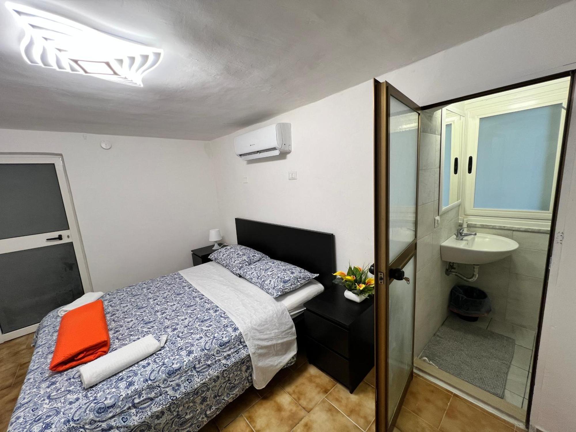 Guest house Manzoni 185 *