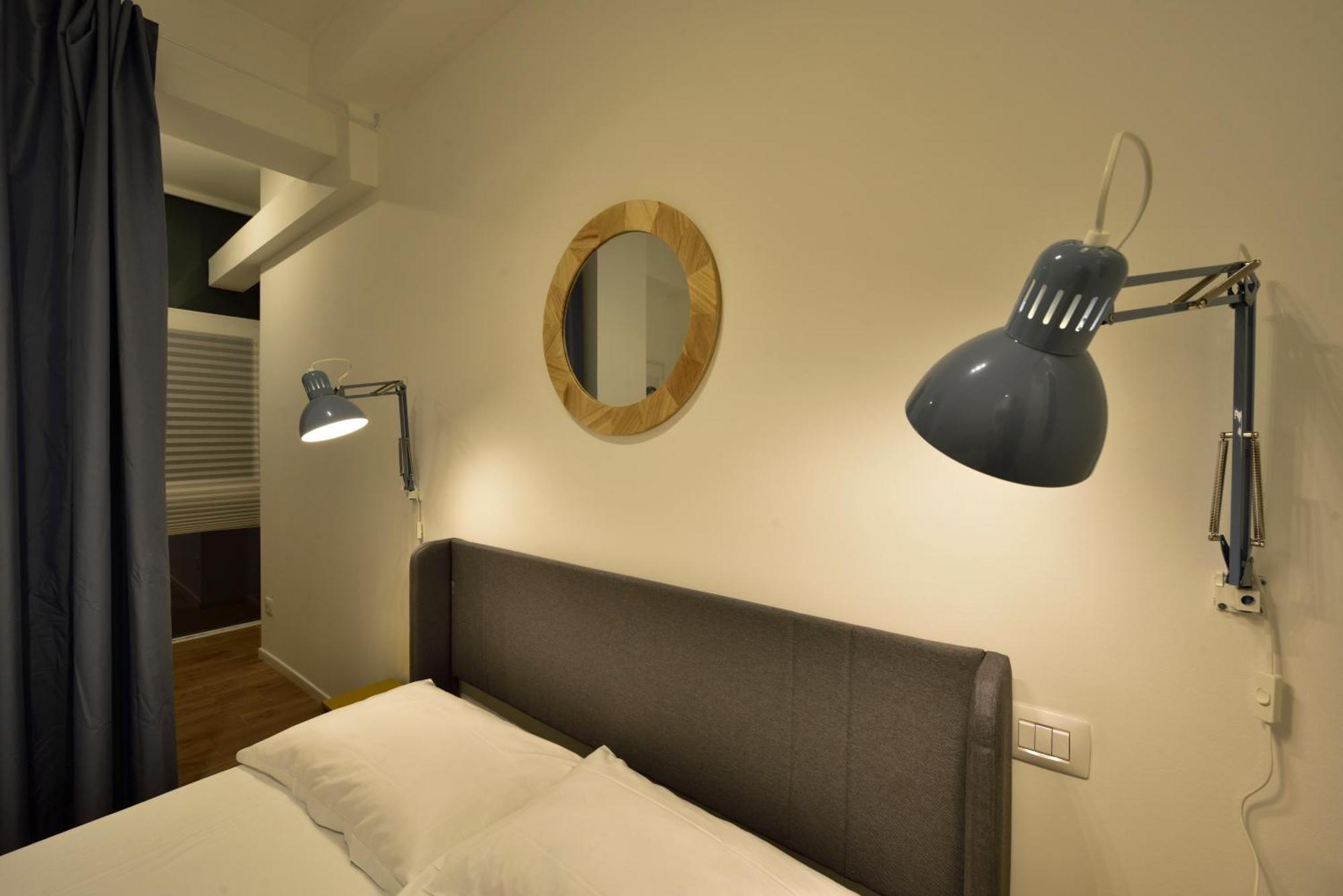 Tanzi 12 - Modern House