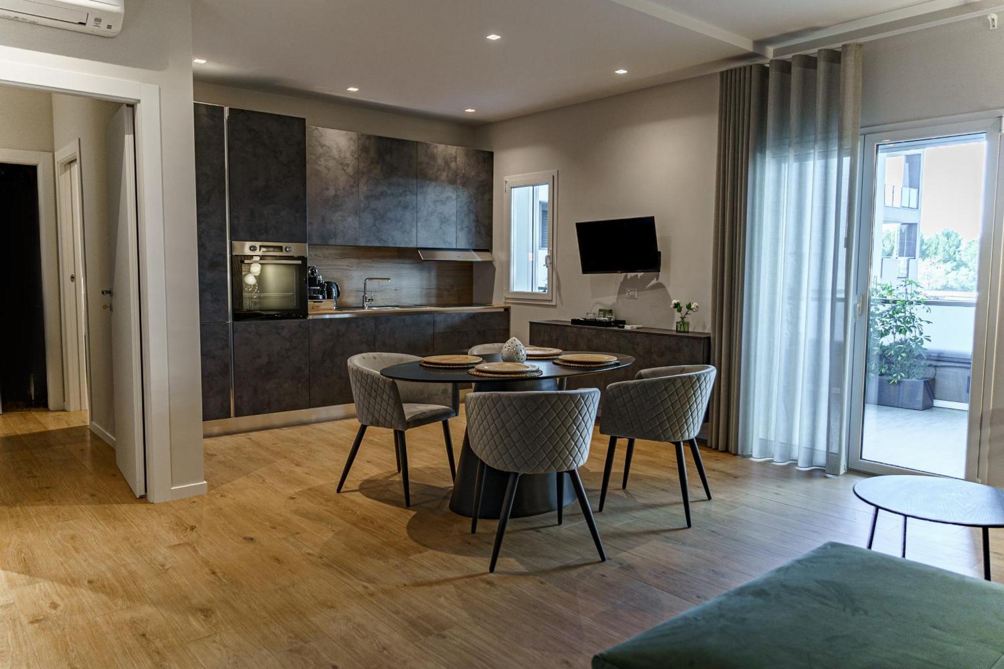 Mc Luxury With Free Parking In Poggiofranco Apartment