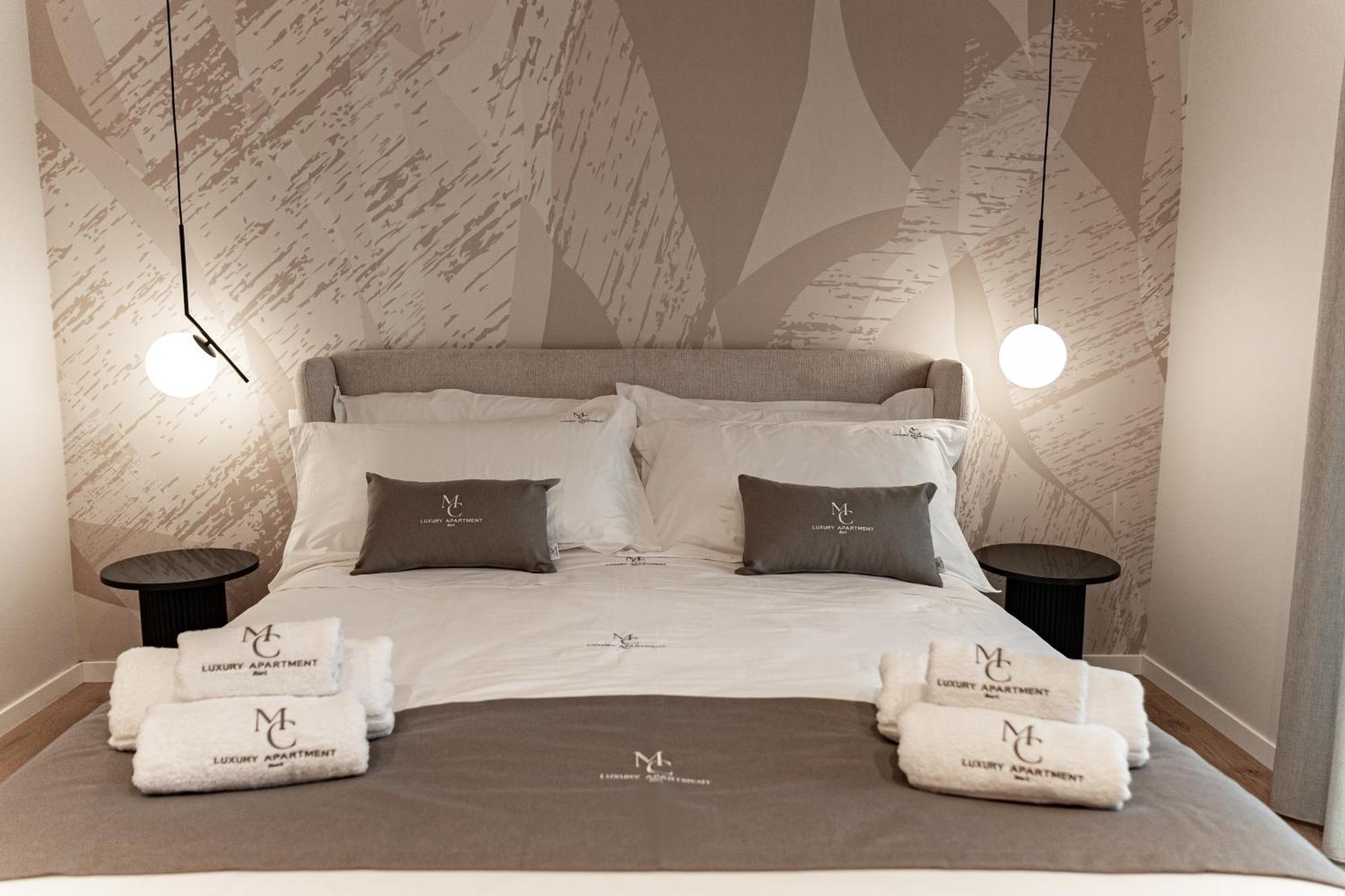 Apartment Mc Luxury With Free Parking In Poggiofranco *
