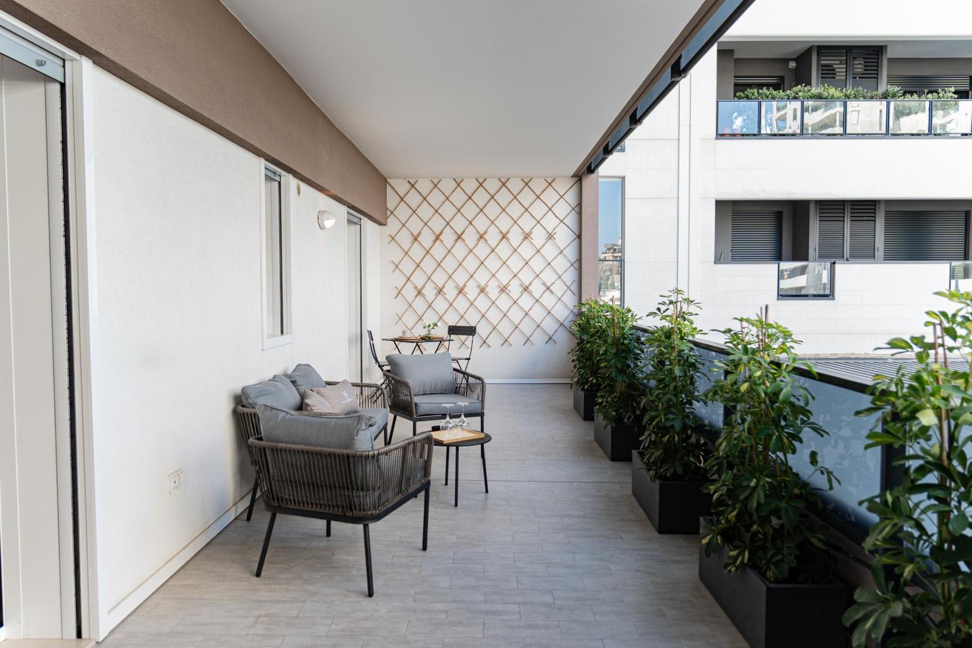 Mc Luxury With Free Parking In Poggiofranco Apartment *