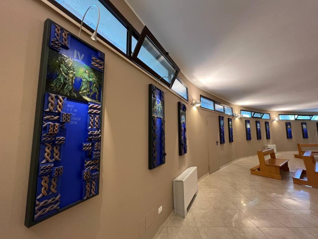 Casa Di Ospitalita Religiosa San Francesco D'assisi - Ba Hotel *