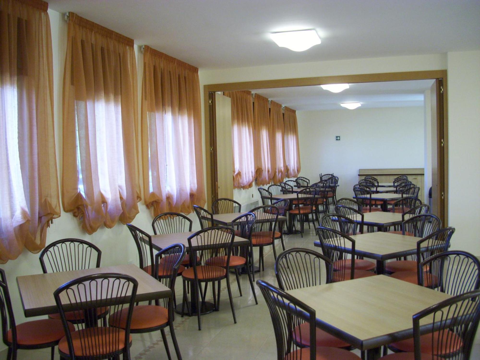 Hotel Casa Di Ospitalita Religiosa San Francesco D'assisi - Ba *
