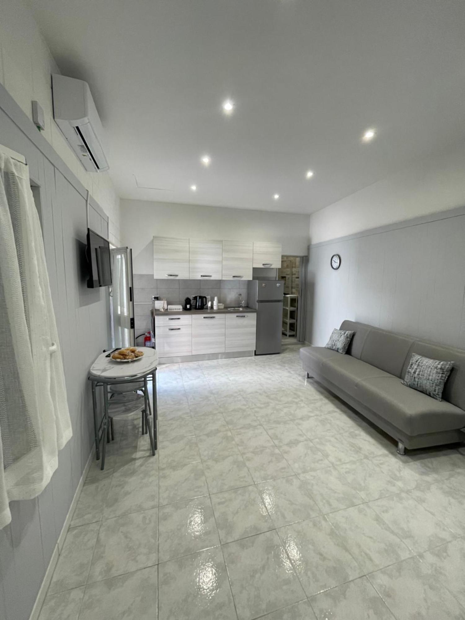 Terry's House * Bari