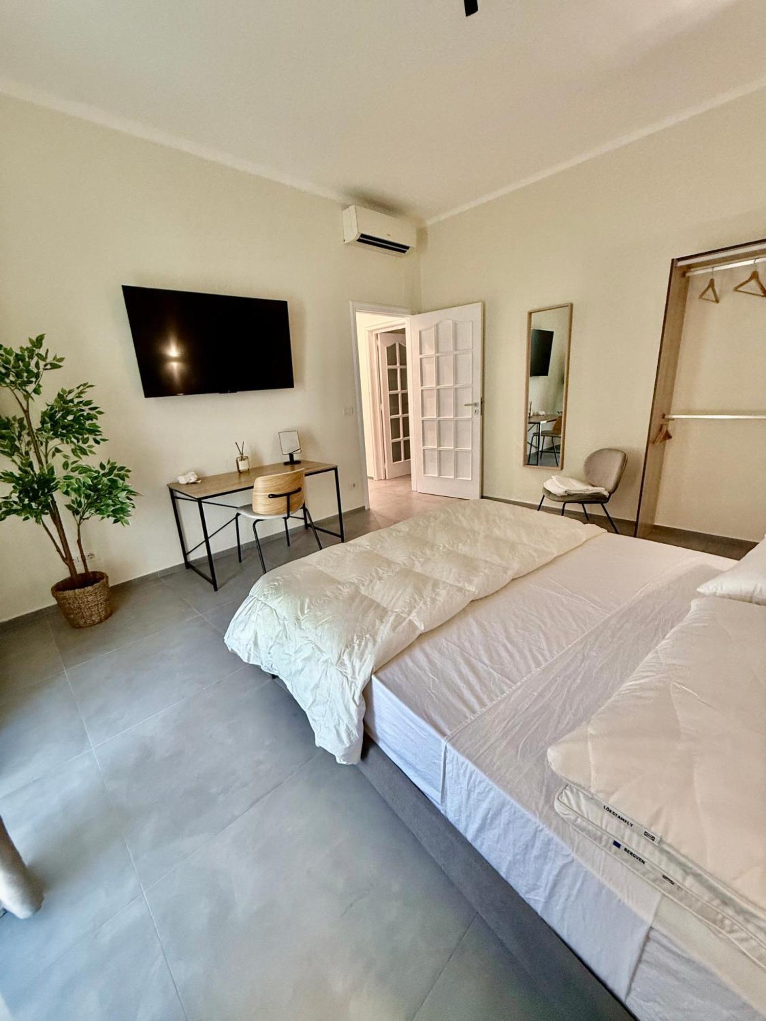 Vk Bed & Breakfast *