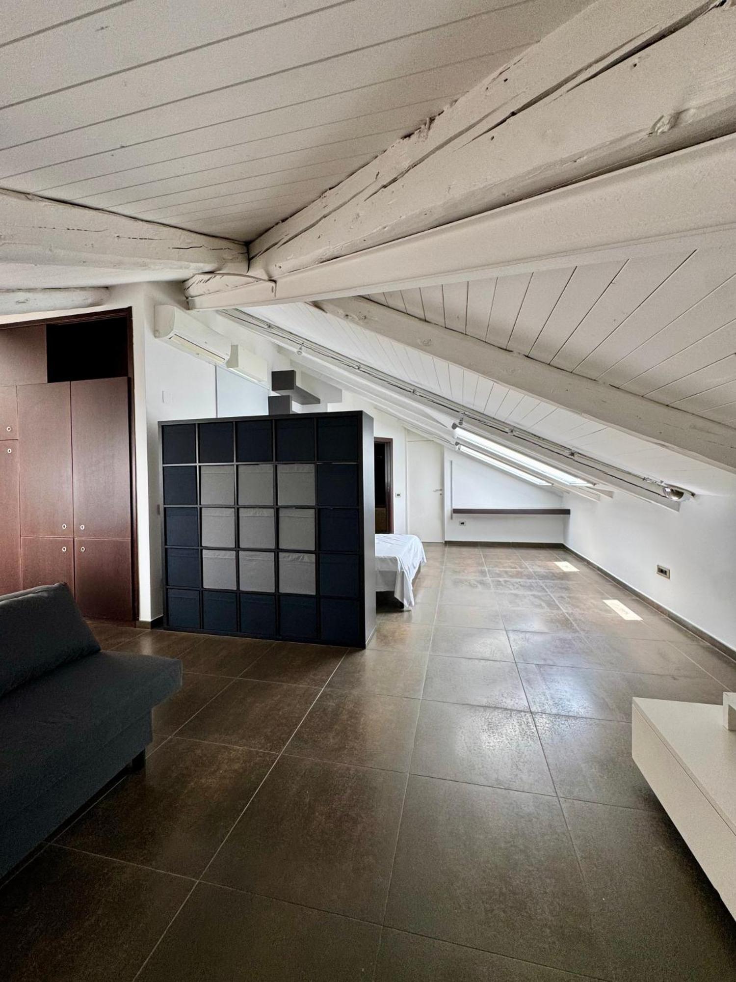 Petruzzelli Loft Apartment