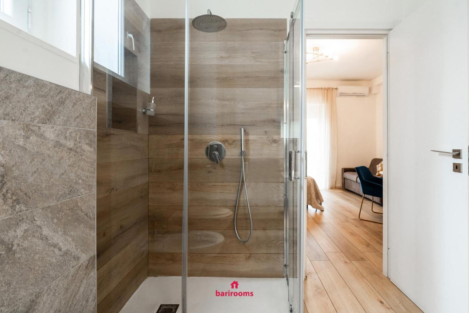 Apartment Barirooms - Picca 24
