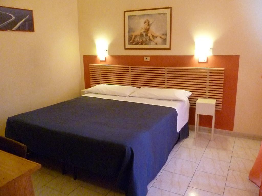 Romeo Hotel