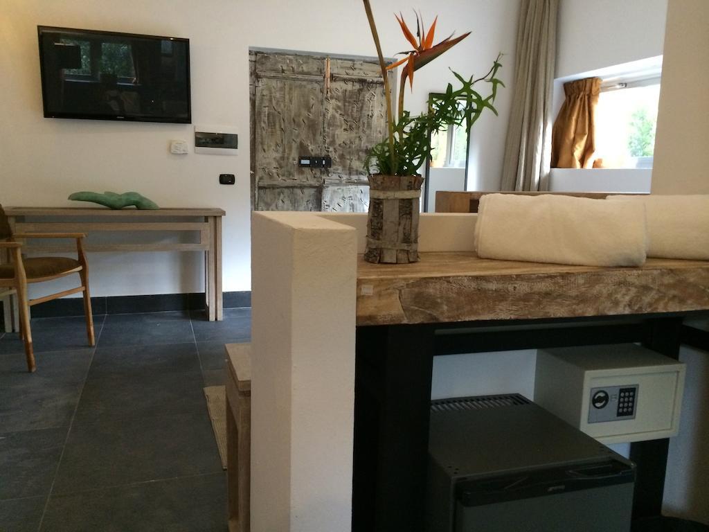 Seven Maze Charming House 2* Bari