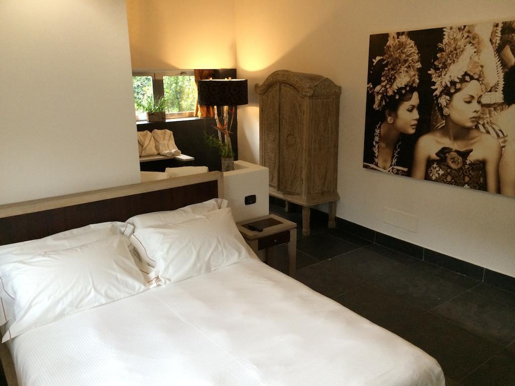 Seven Maze Charming House 2* Bari