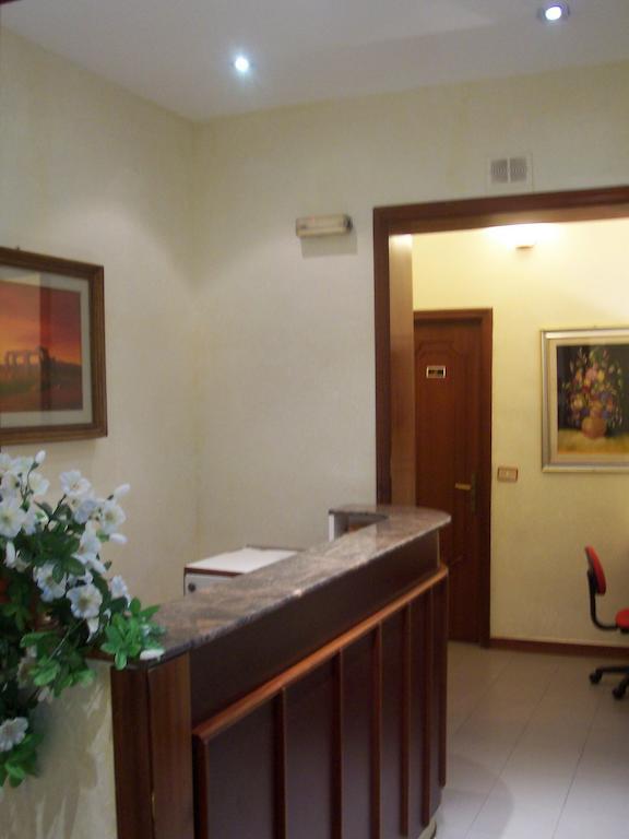 Hotel Romeo