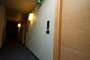 Victor Hotel