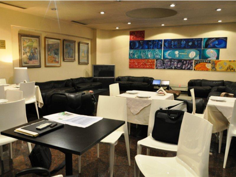 Hotel Victor Bari