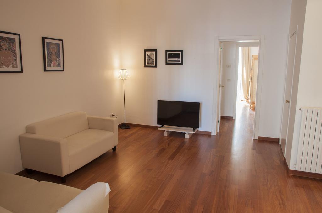 Apartament Manzoni House *
