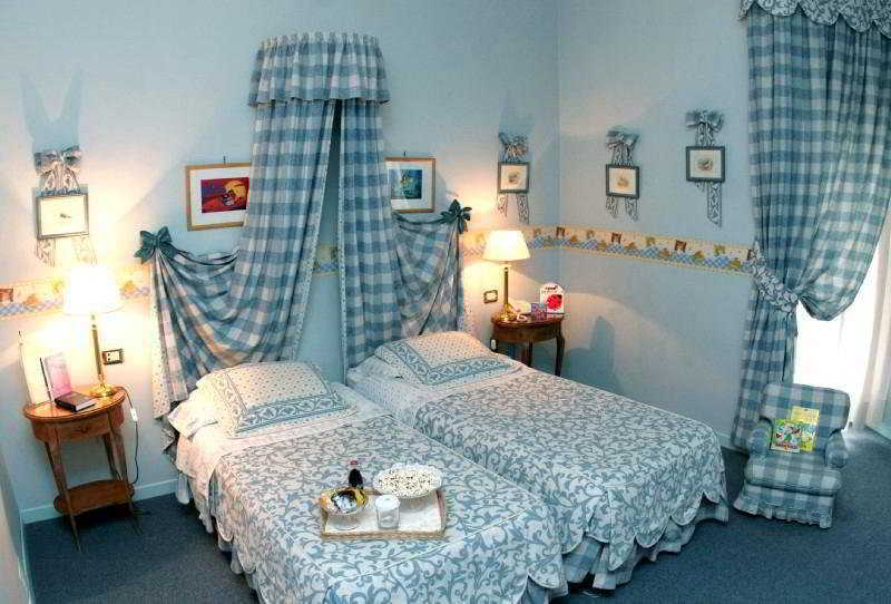 Moevenpick Hotel Bari 4*