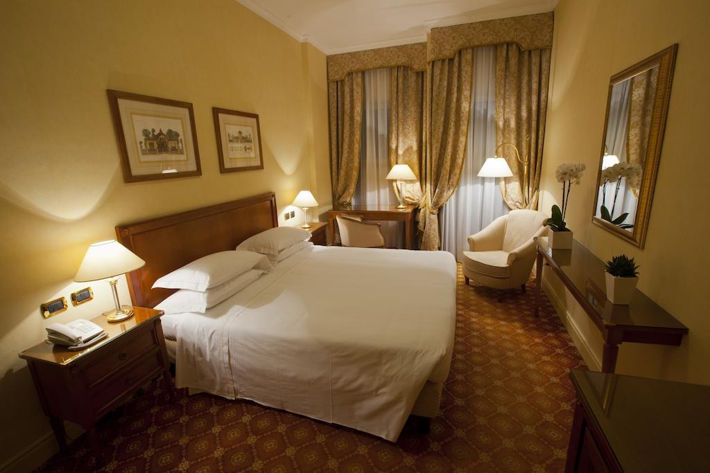 Palace 4* Bari