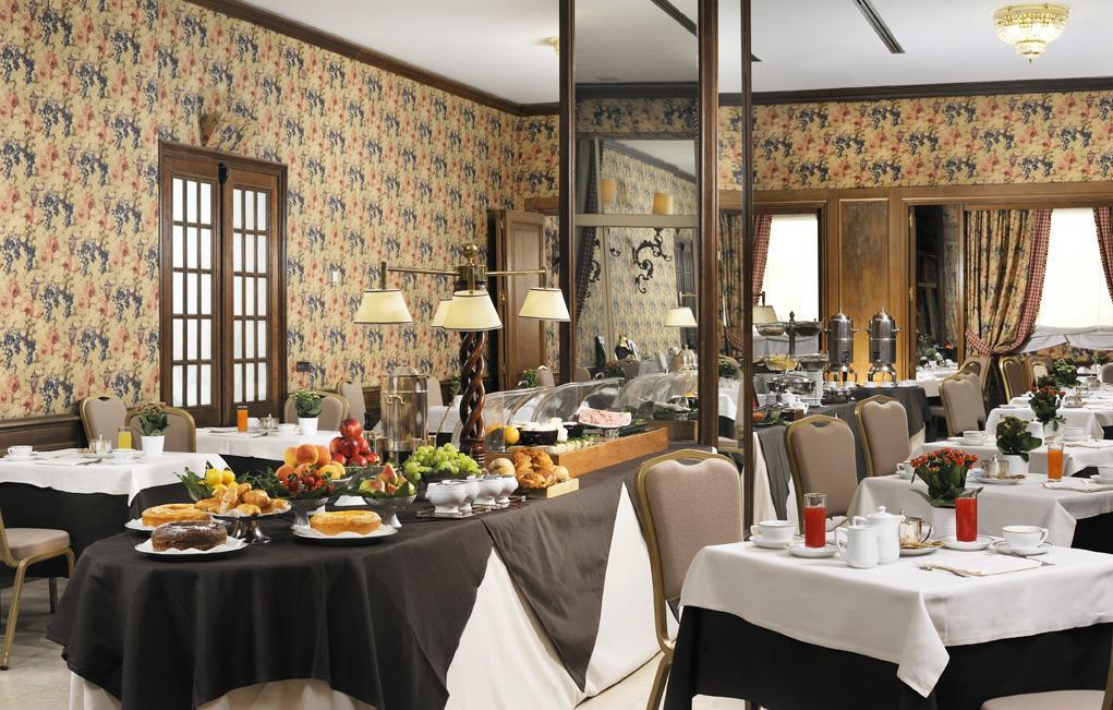Palace 4*