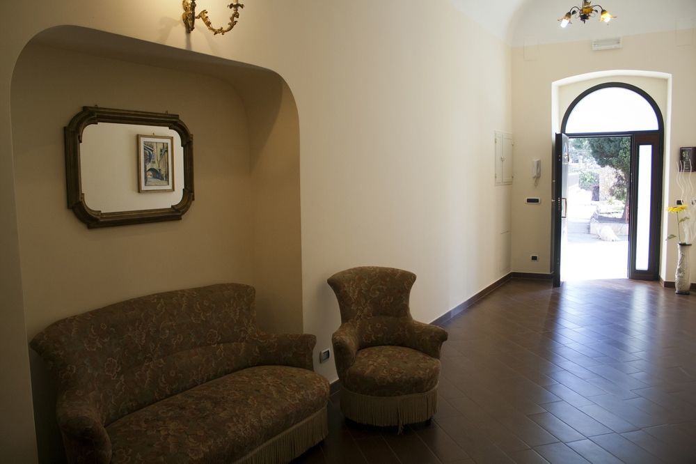 Simpson - Aeroporto Di - Guest house *