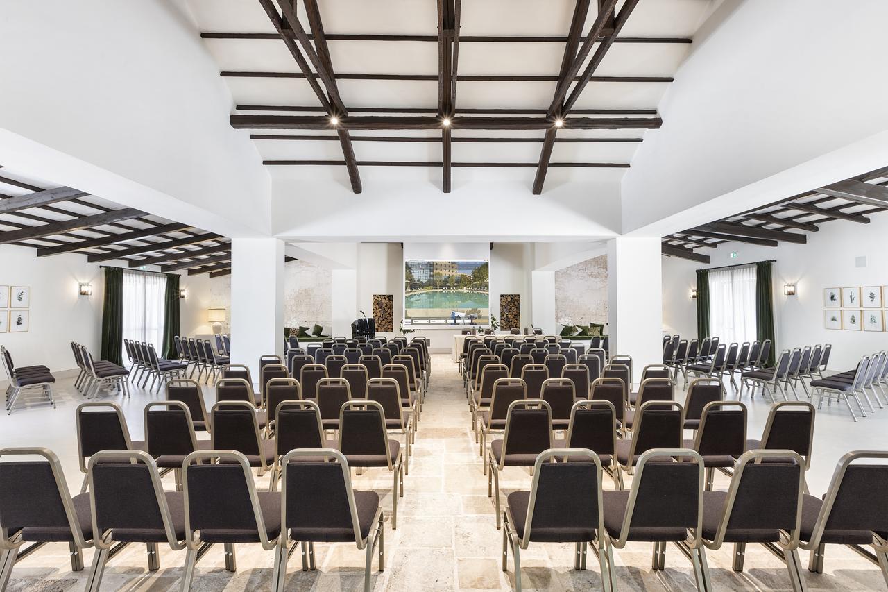 Hotel Mercure Romanazzi Carducci 4*