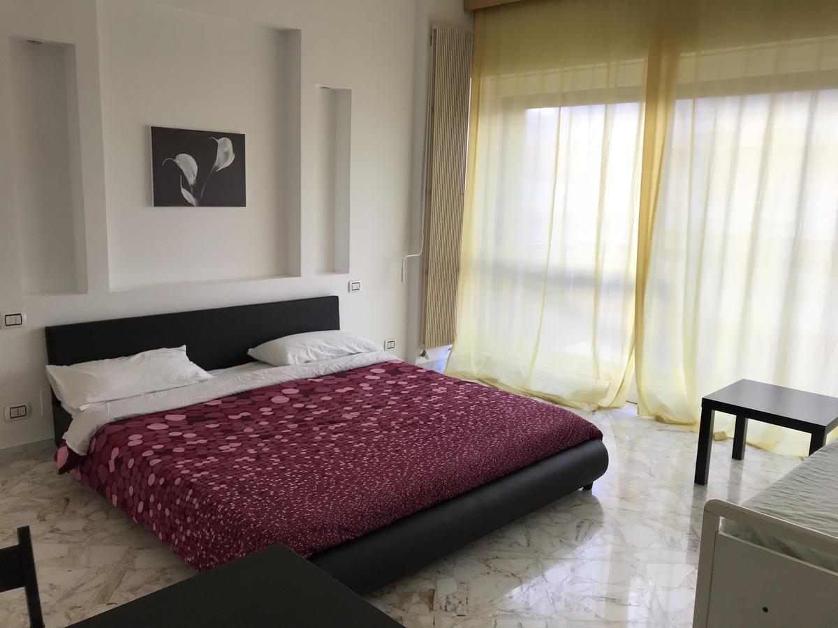 Cavour 124 -guest-room-