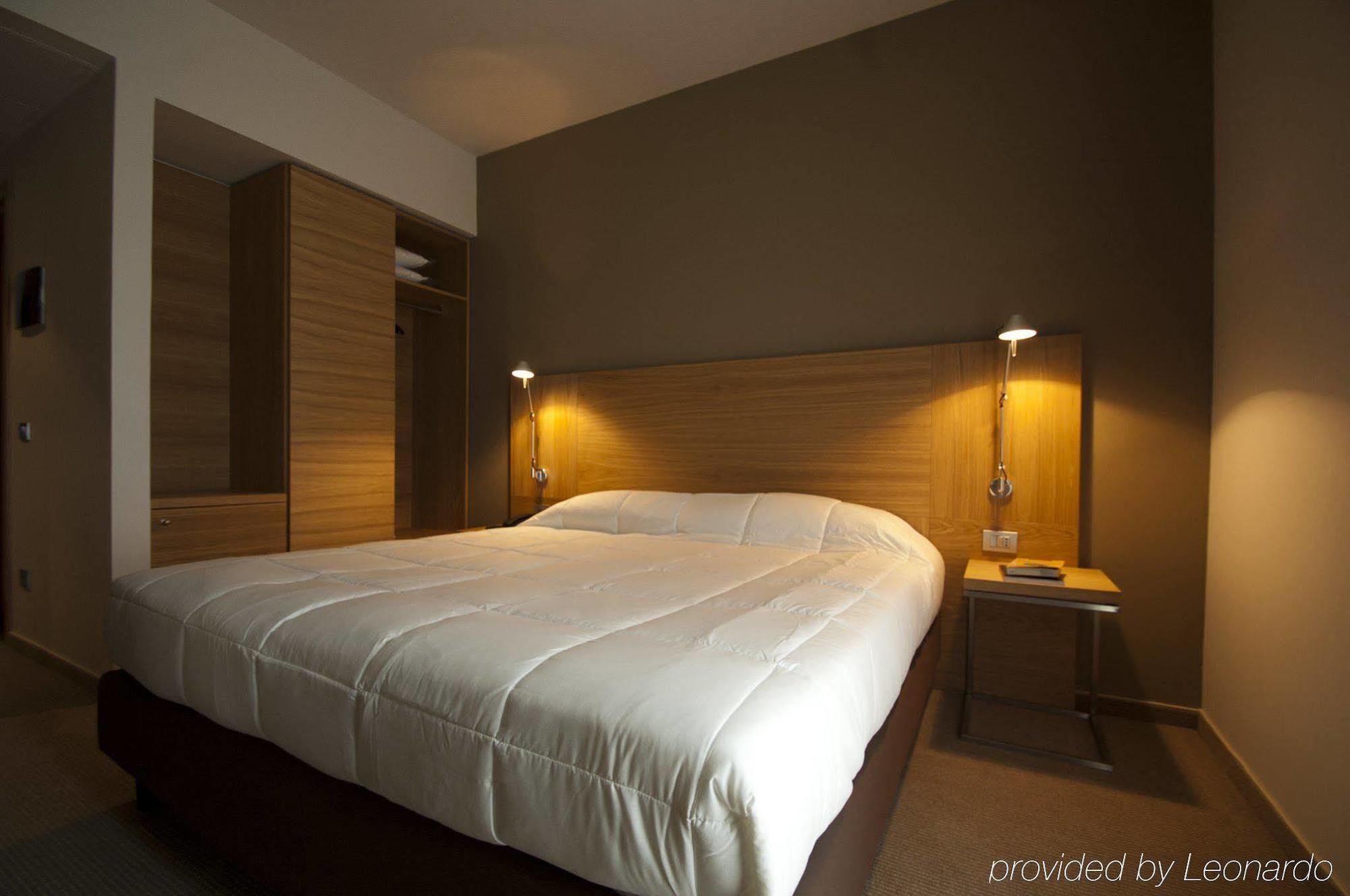 Victor Hotel 3*