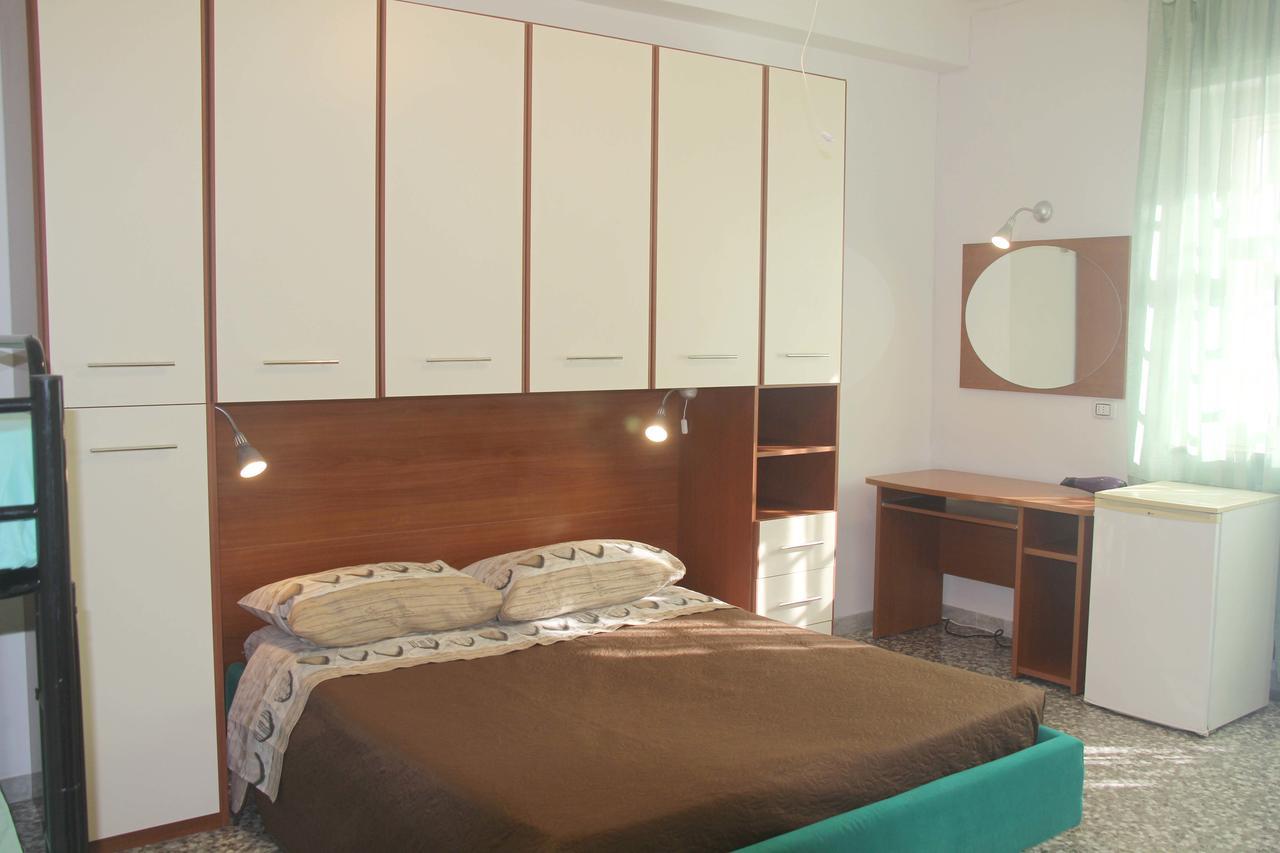 I Due Baroni - Fronte Campus Bed & Breakfast