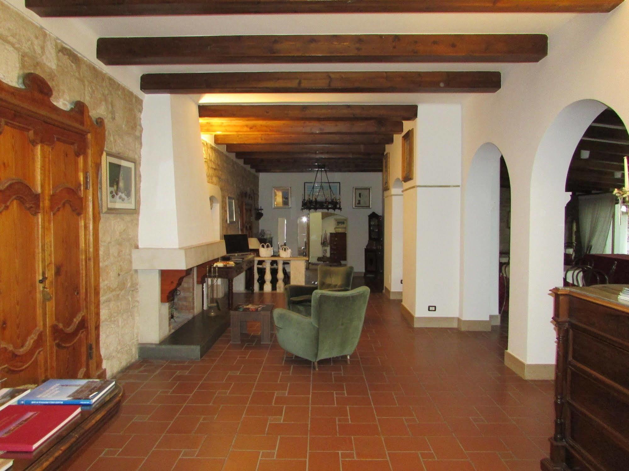 Masseria Sant'anna 4* Bari
