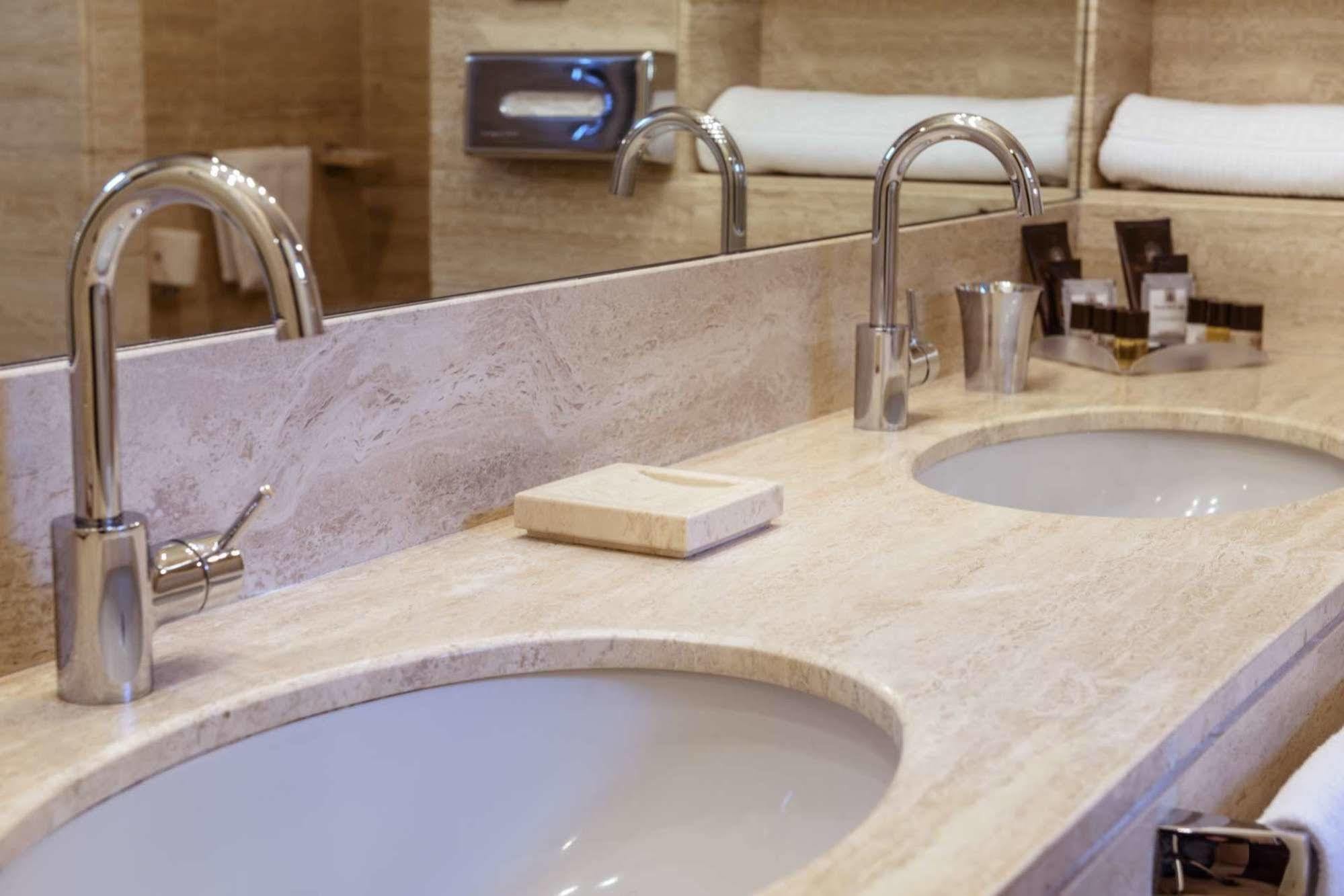Moevenpick Hotel Bari 4*