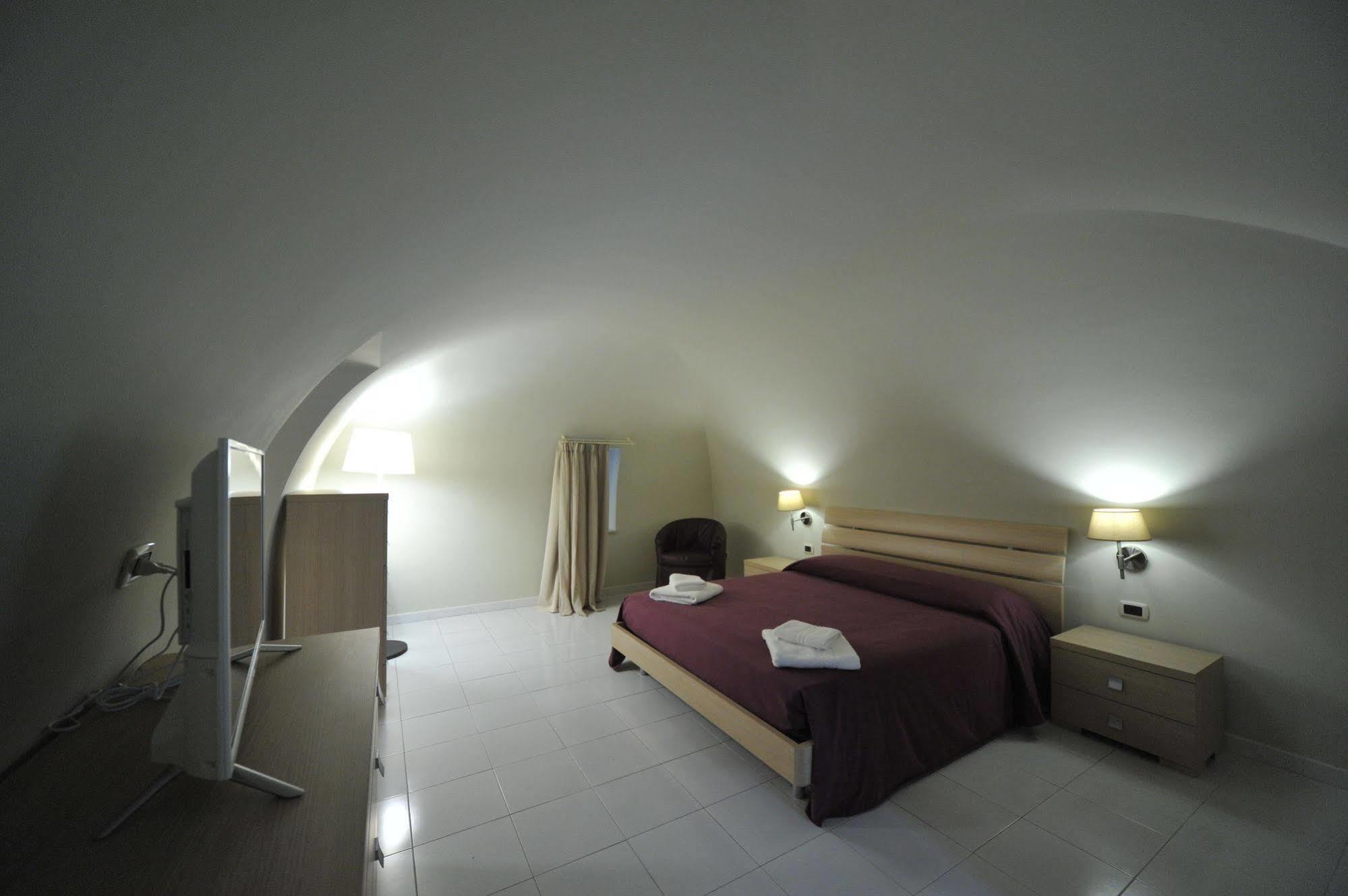 Bed & Breakfast Gatto Bianco House