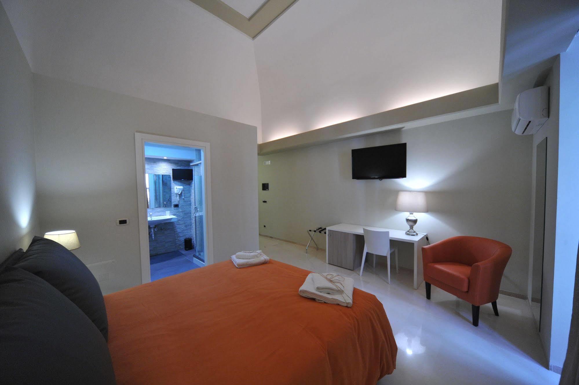 Bed & Breakfast Gatto Bianco House