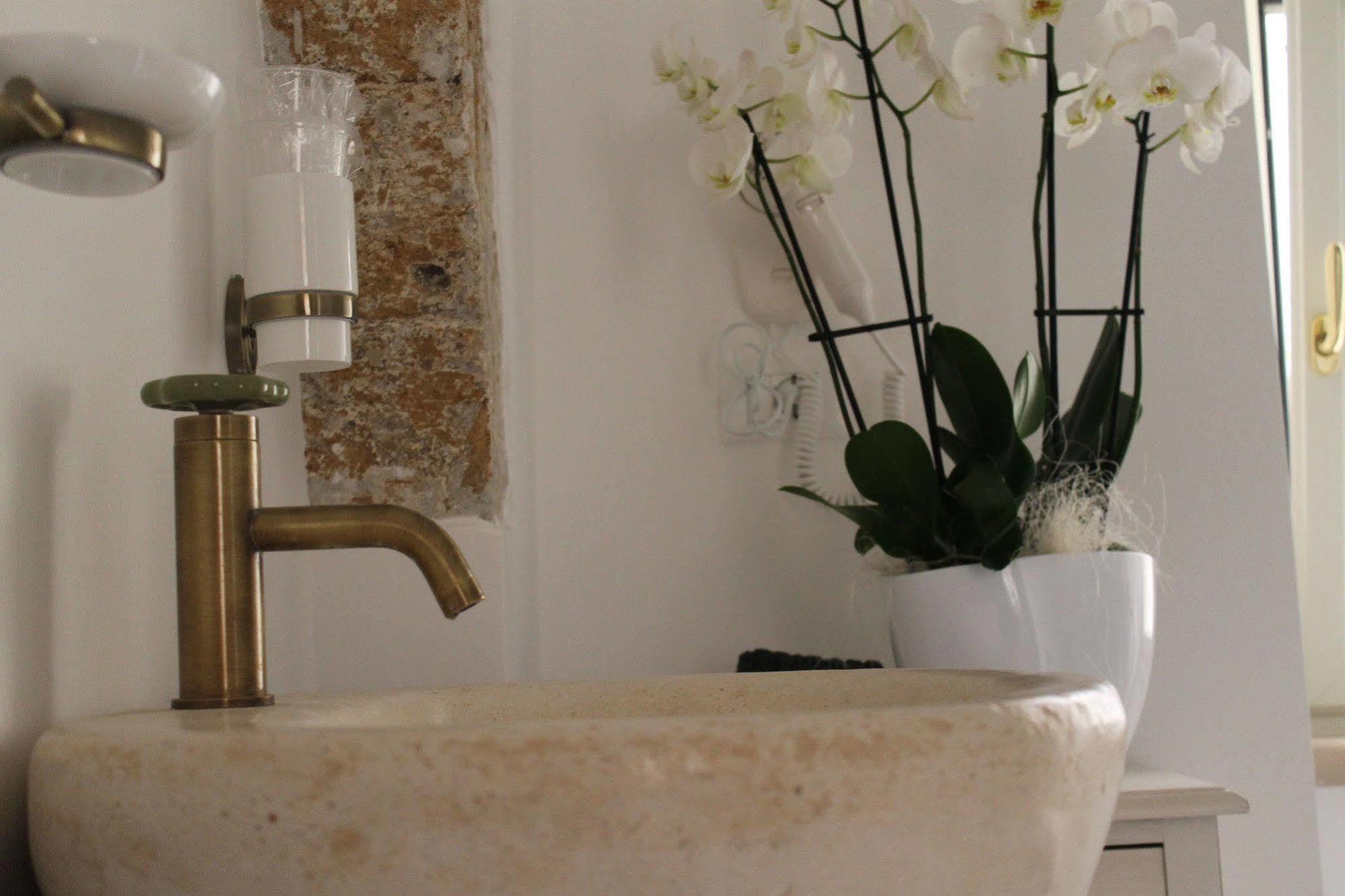 Torre Tresca Bed & Breakfast
