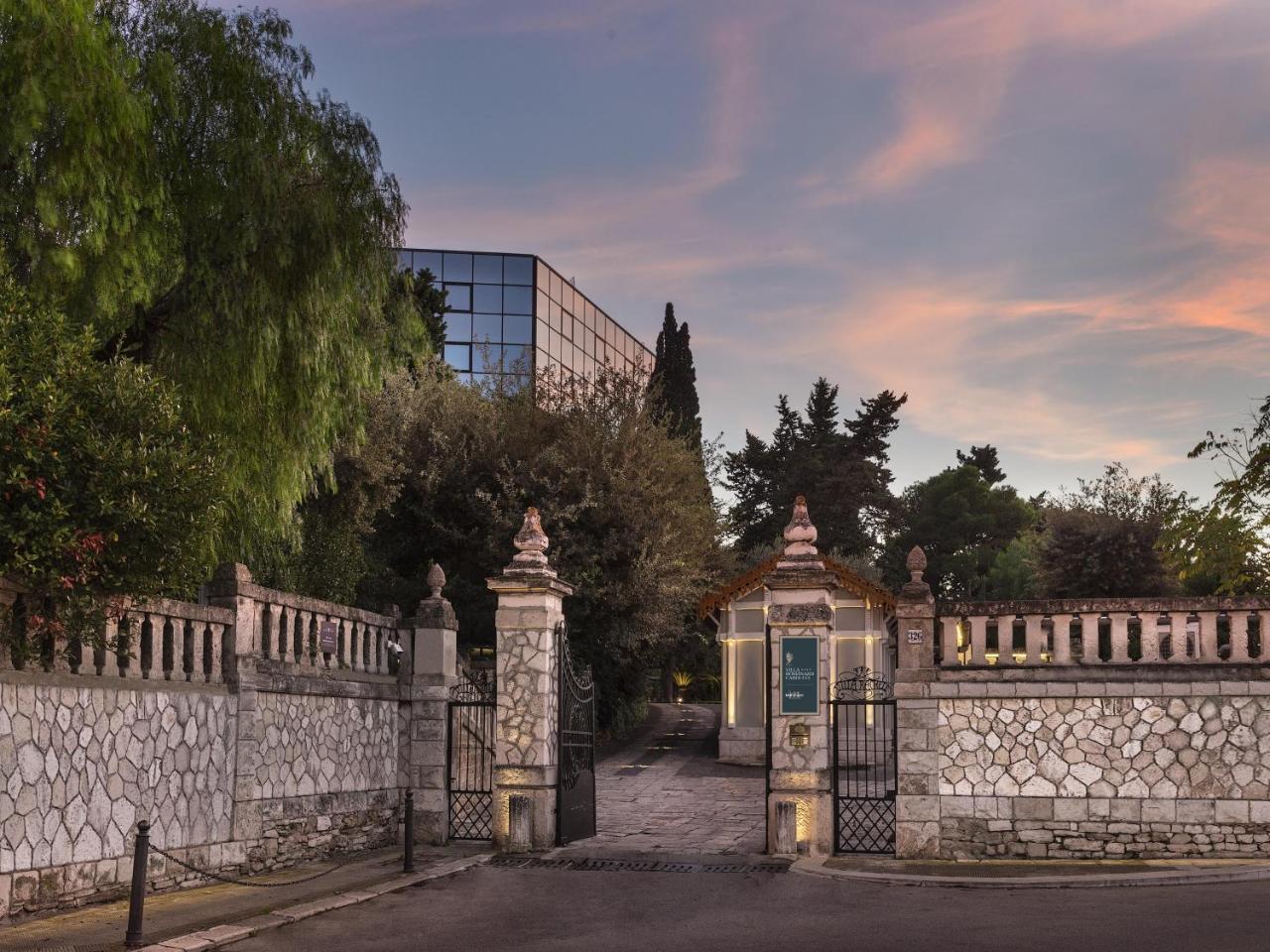 Mercure Romanazzi Carducci Hotel Bari