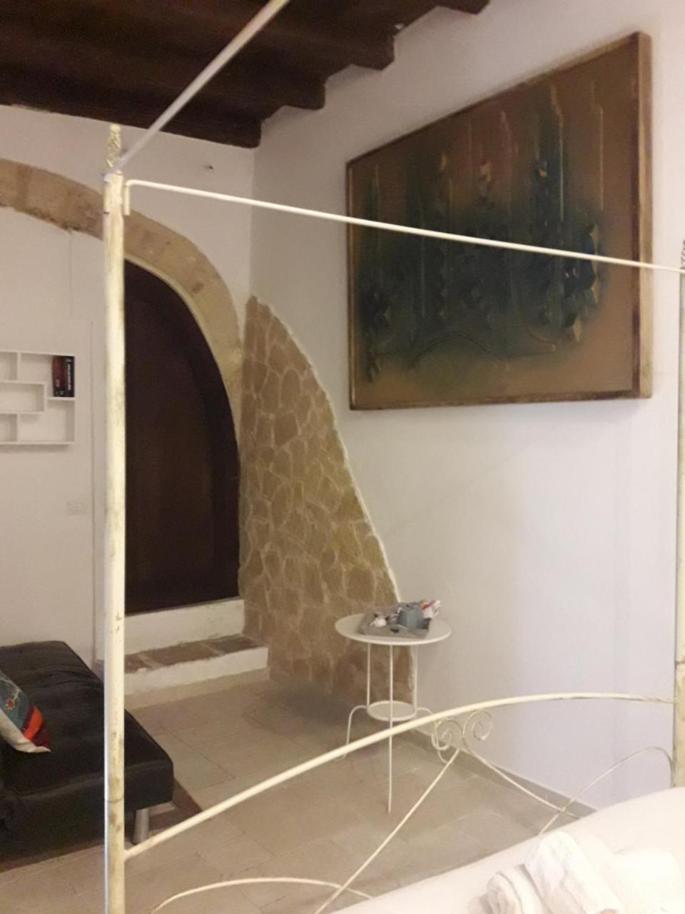 Gasthof Abbazia Degli Svevi Self Check In Bari