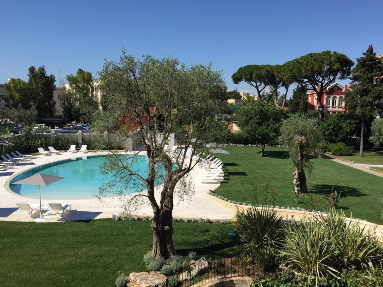Mercure Romanazzi Carducci Hotel 4*