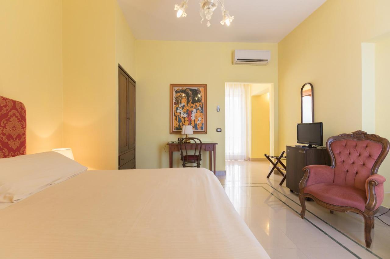 Hotel Masseria Sant'anna 4*
