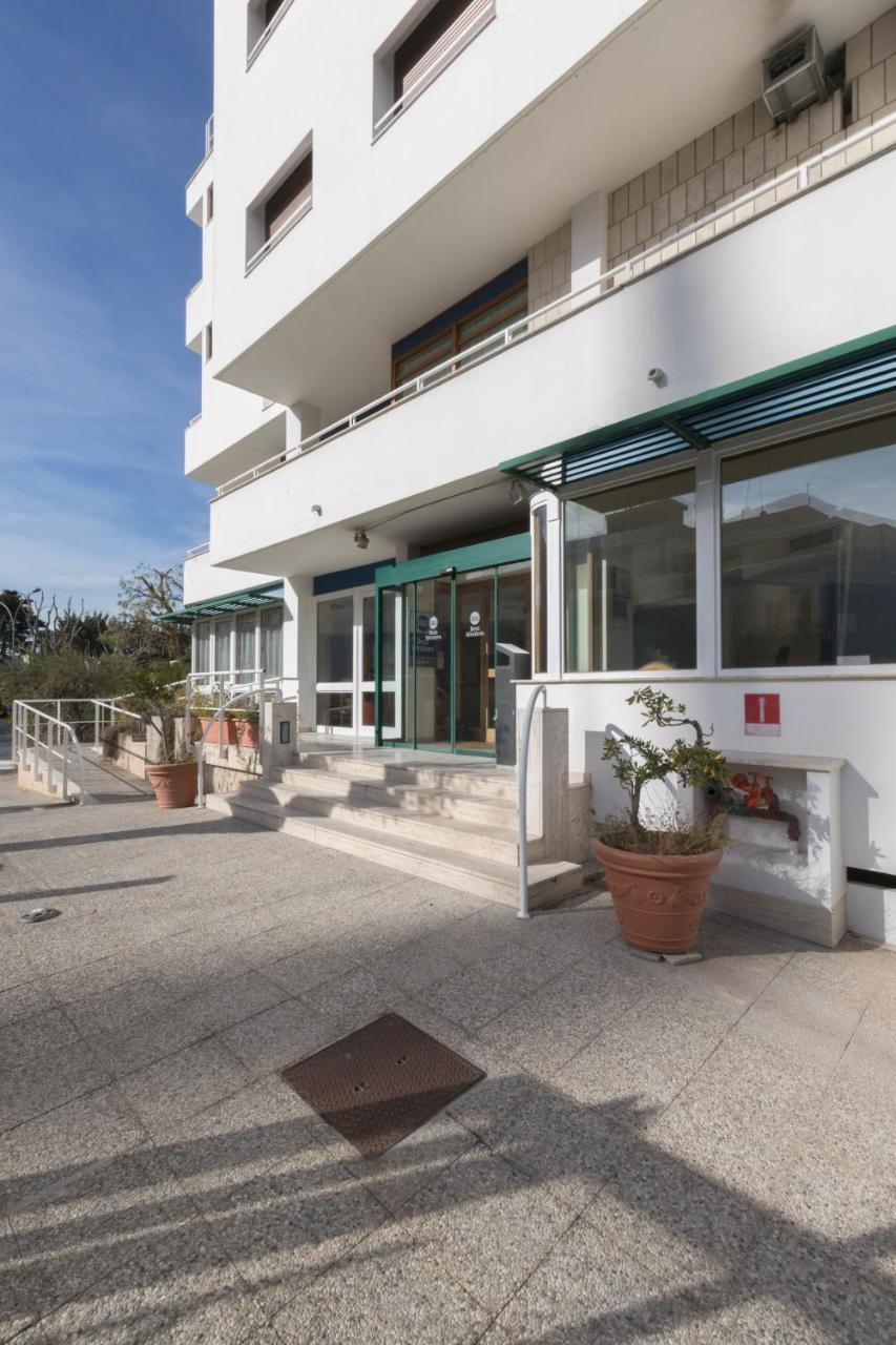 La Baia Hotel