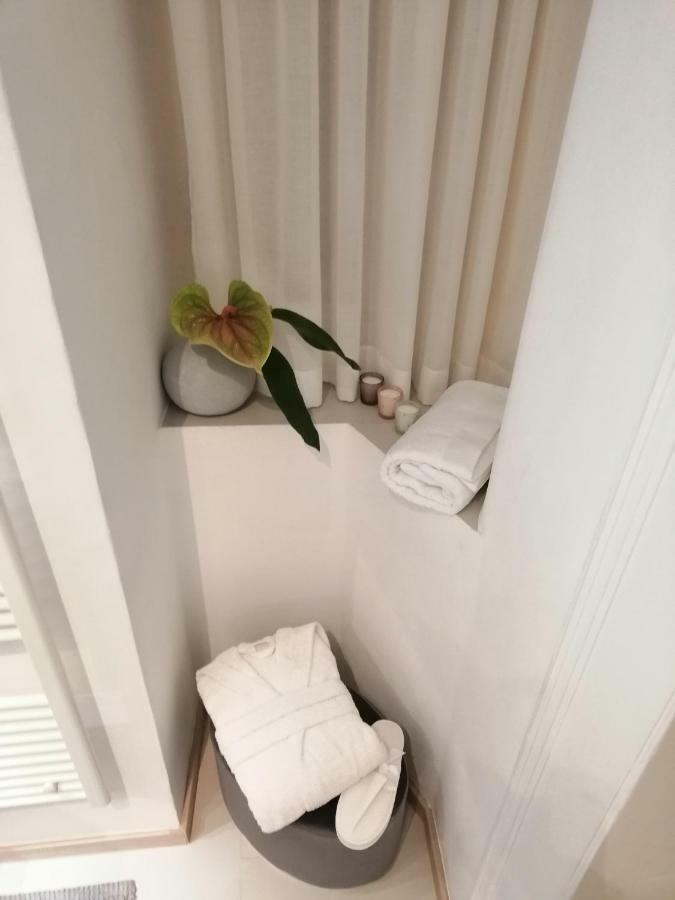 102 Bed & Breakfast Bari