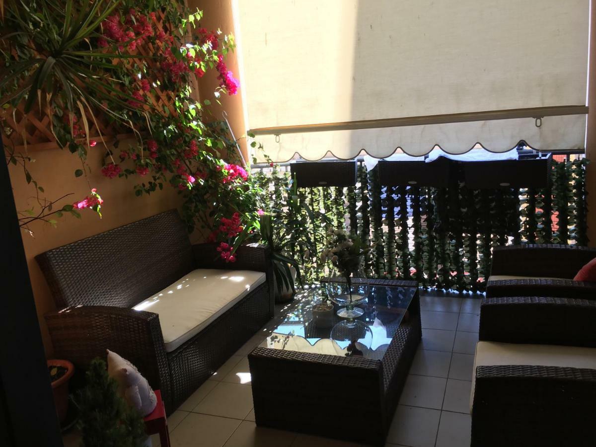 Flowers Apartment