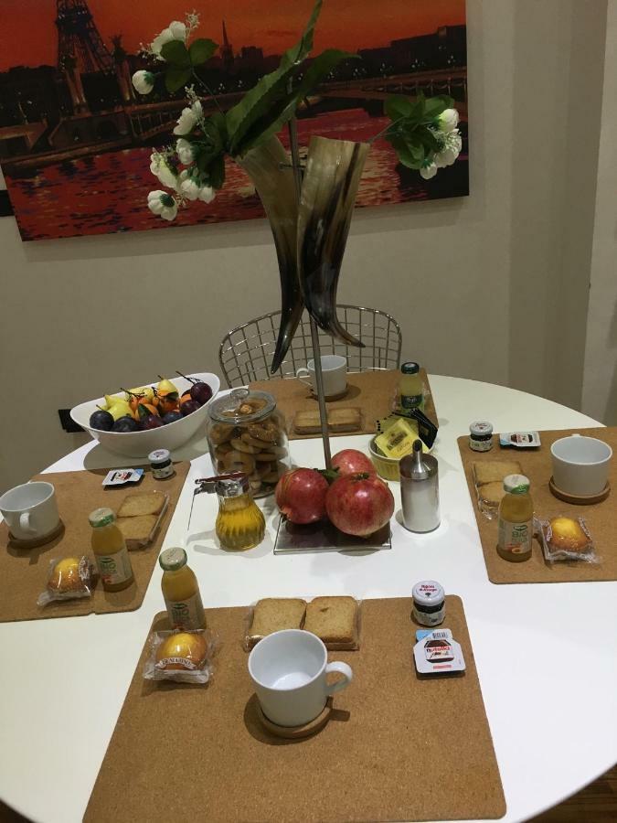 Flowers Apartment