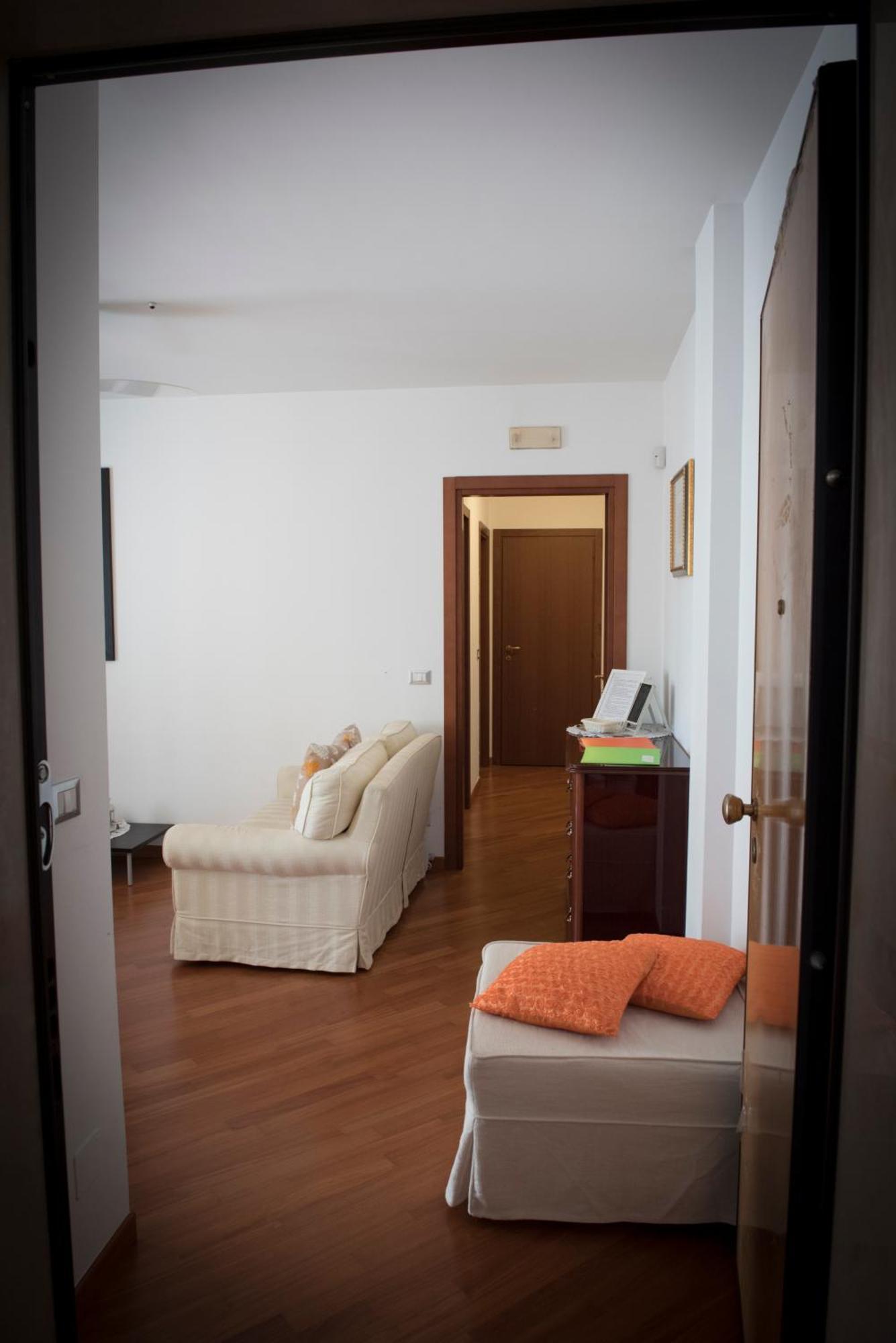 Casa Menhir Aet Bari