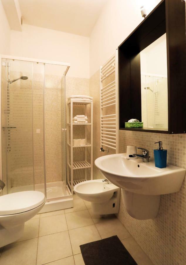 Guest house Primo Piano - Policlinico 2*