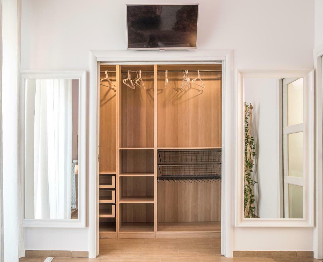 Finestra Sul Porto Apartment