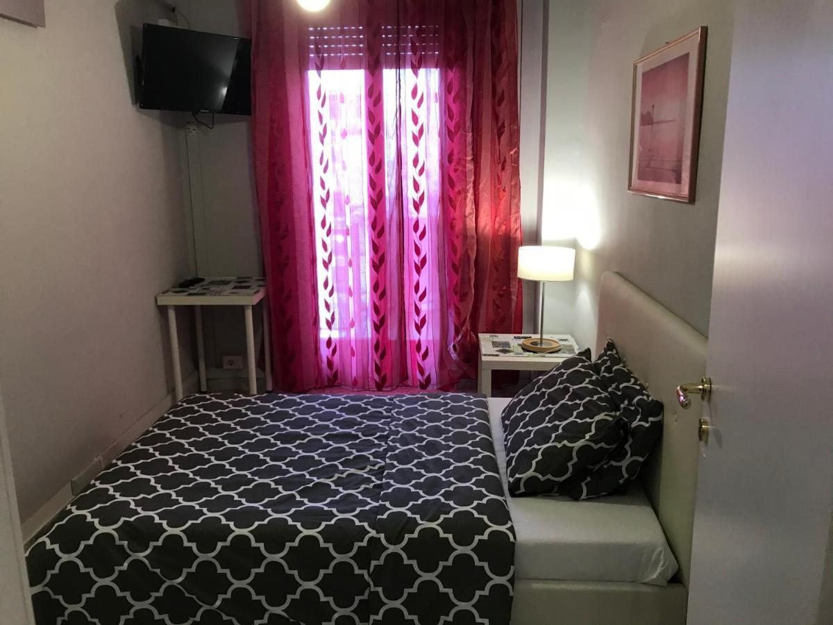 Cavour 124 -guest-room- Bed & Breakfast 2*