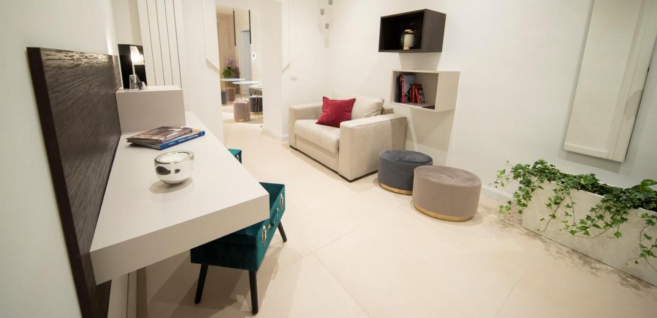 102 Bed & Breakfast 2*
