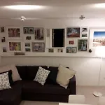 Cattaro Street - Apartment Near The Sea