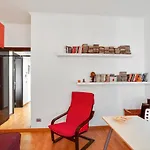 *Movies & Books* Stylish House With Jacuzzi