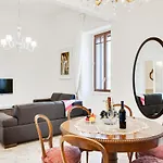 Casa Cinzia Lungomare Exclusive Flat