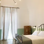 Caves Apartment
