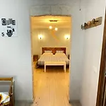 Trevisani Central Station Apartment